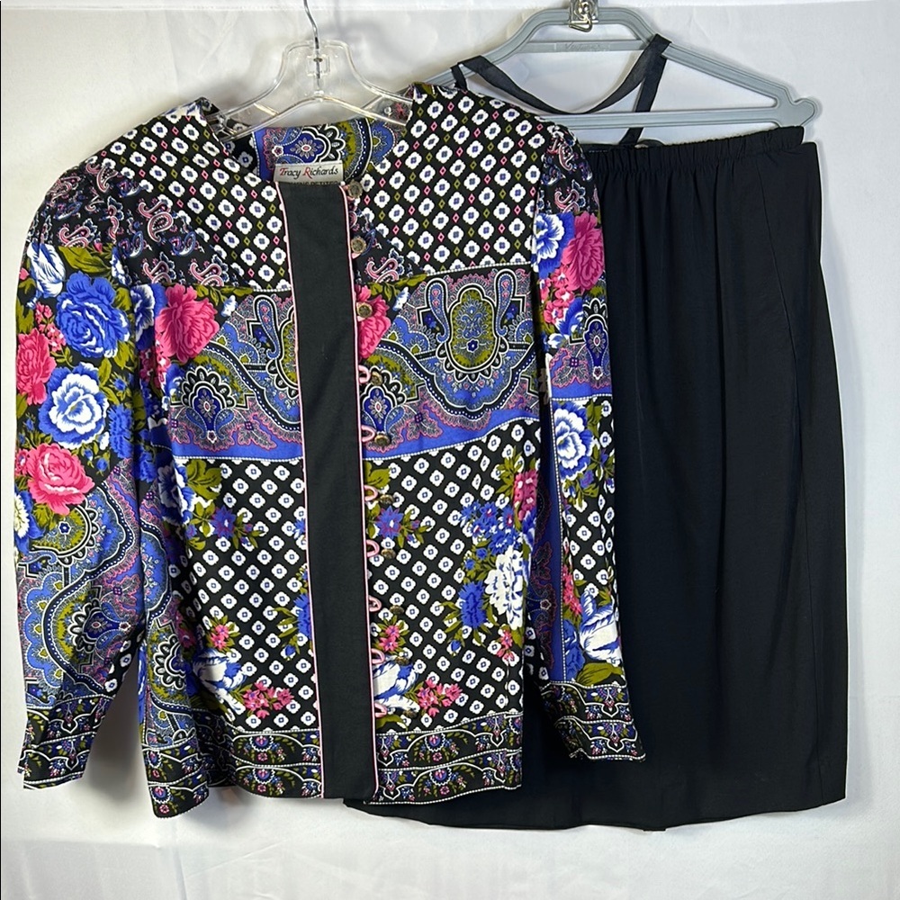Tracy Richards Vintage Floral Jacket and Skirt Set Size 16 Excellent Condition